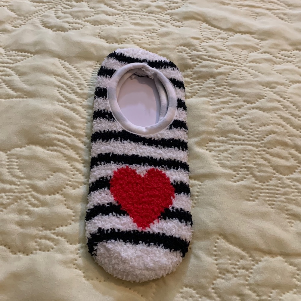 Old Navy Cozy Socks. Red heart. Black white stripes. New w/o tag. Valentine.